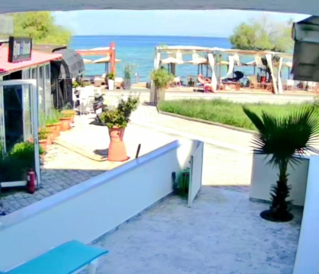 Ferienwohnung Sun Sea No 7 First Line Peraía Exterior foto